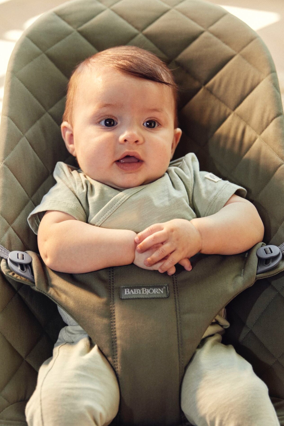 BabyBjörn Bouncer Bliss Woven Quilt Dark Green — BambiniJO Jordan