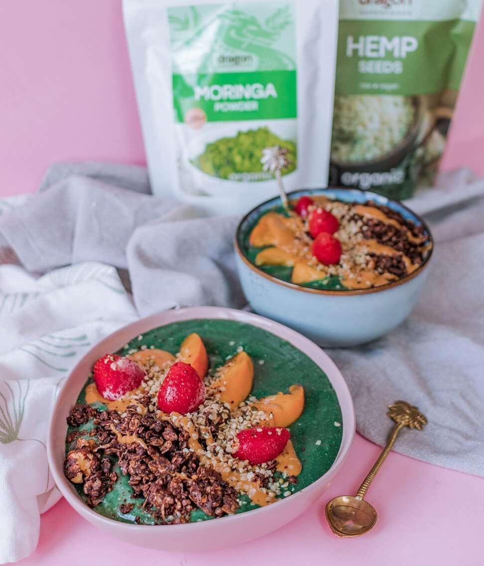 Dragon Superfoods Organic Moringa Powder in use