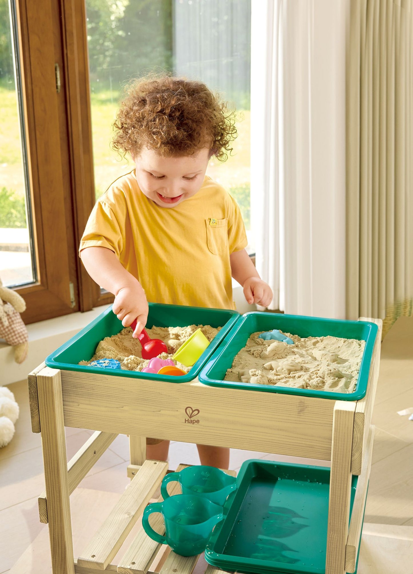Hape Multifunction Water Play Table detail