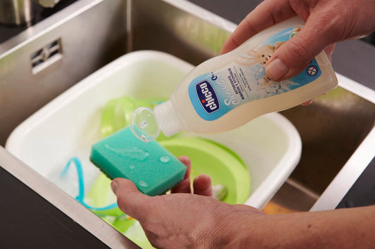 Chicco Natural Bottle Wash Unscented 300ml — BambiniJO Jordan