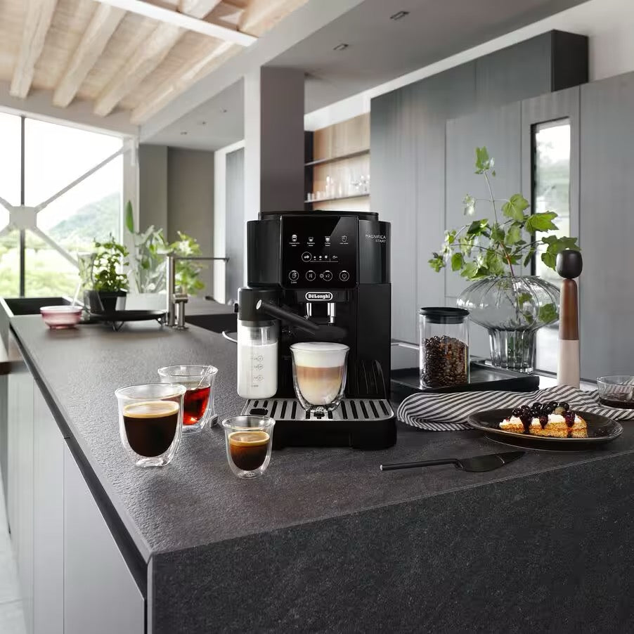 De'Longhi - Magnifica Evo | Full Auto Coffee Machine | Black