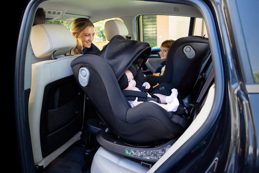 Chicco Seat2Fit i-Size Car Seat — BambiniJO Jordan
