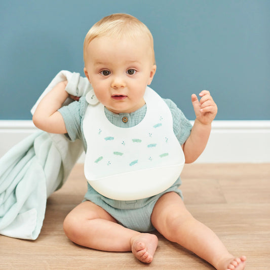 Nattou Silicone Bib with Drip Tray White — BambiniJO Jordan