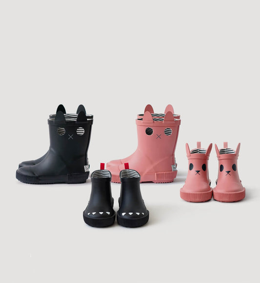 BOXBO LookiCat rain boots in black — BambiniJO Jordan