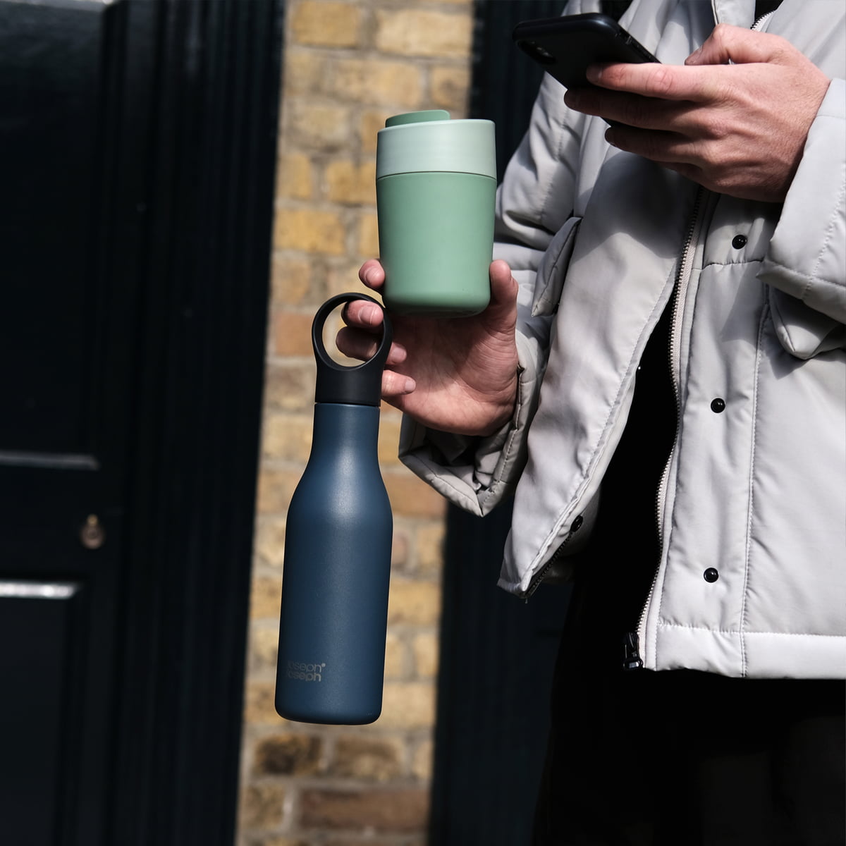 Joseph Joseph - Loop™ 500ml Stainless-steel Vacuum Insulated Water Bottle