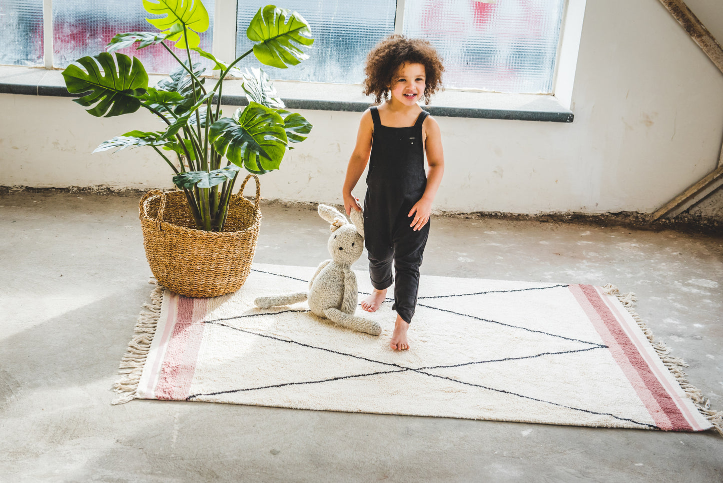 Tapis Petit - Etnic Pink Rug | 170x120cm - BambiniJO | Buy Online | Jordan