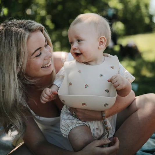 Silicone Baby Bib - Rainbows — BambiniJO Jordan