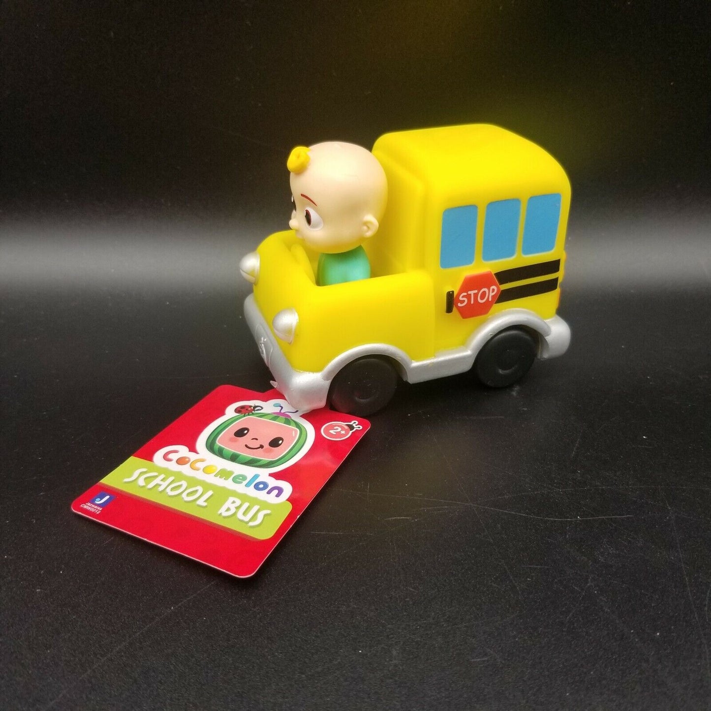 حافلة مدرسية صغيرة من كوكوميلون