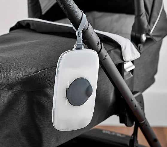 Skip Hop - Grab & Go Snug Seal Wipes Case - Grey - BambiniJO