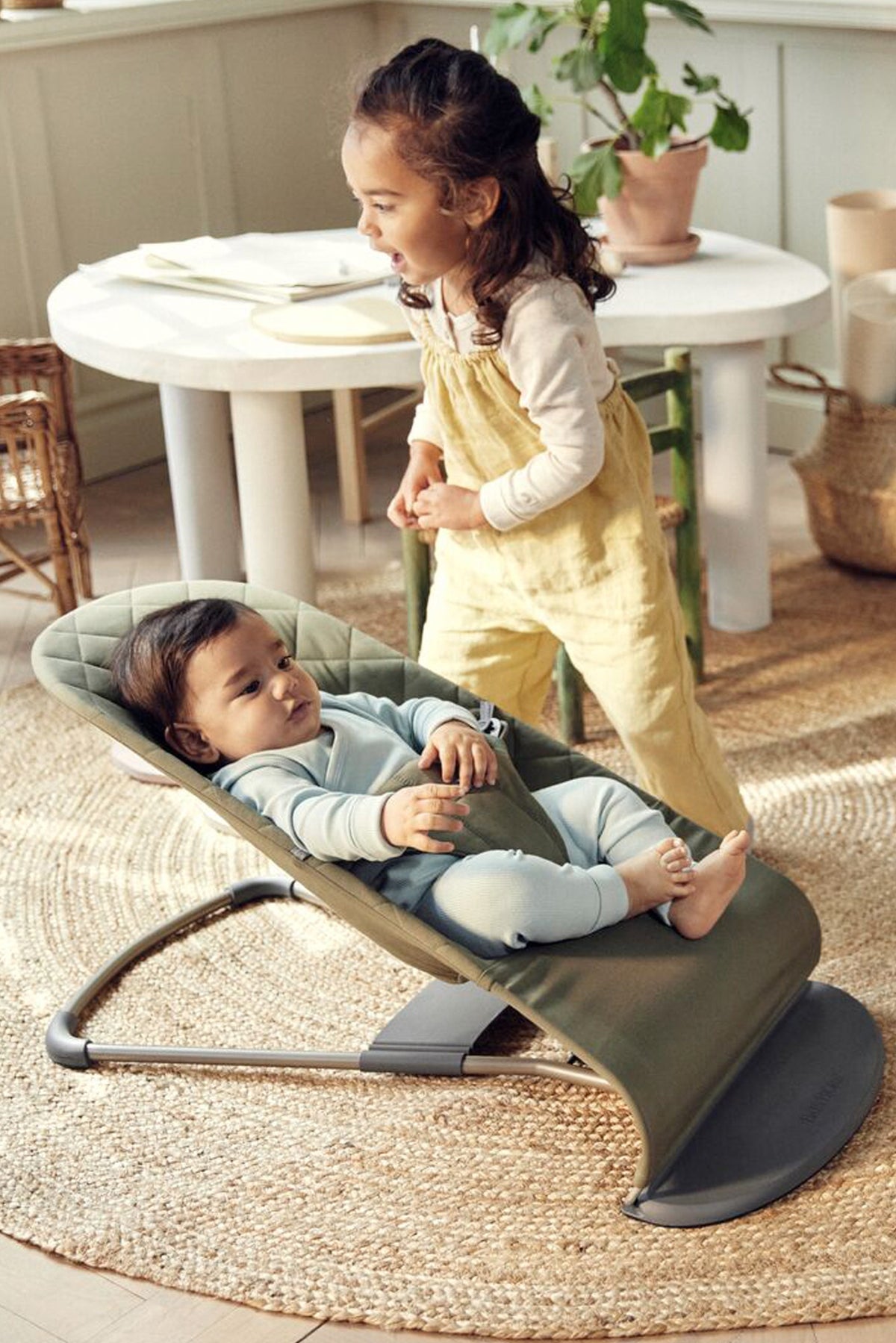 BabyBjörn Bouncer Bliss Woven Quilt Dark Green — BambiniJO Jordan