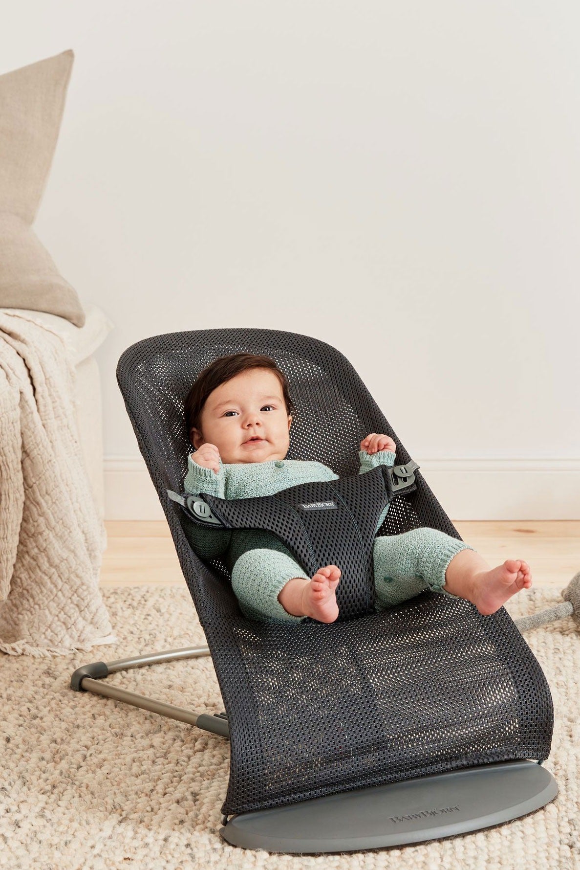 BabyBjörn Bouncer Bliss Mesh Anthracite — BambiniJO Jordan
