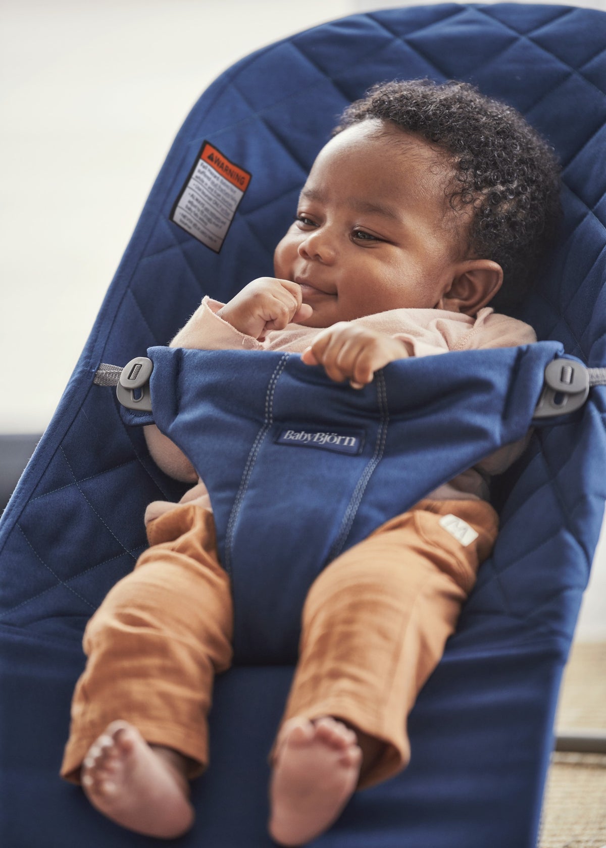 BabyBjörn Bouncer Bliss Woven Quilt Midnight Blue — BambiniJO Jordan