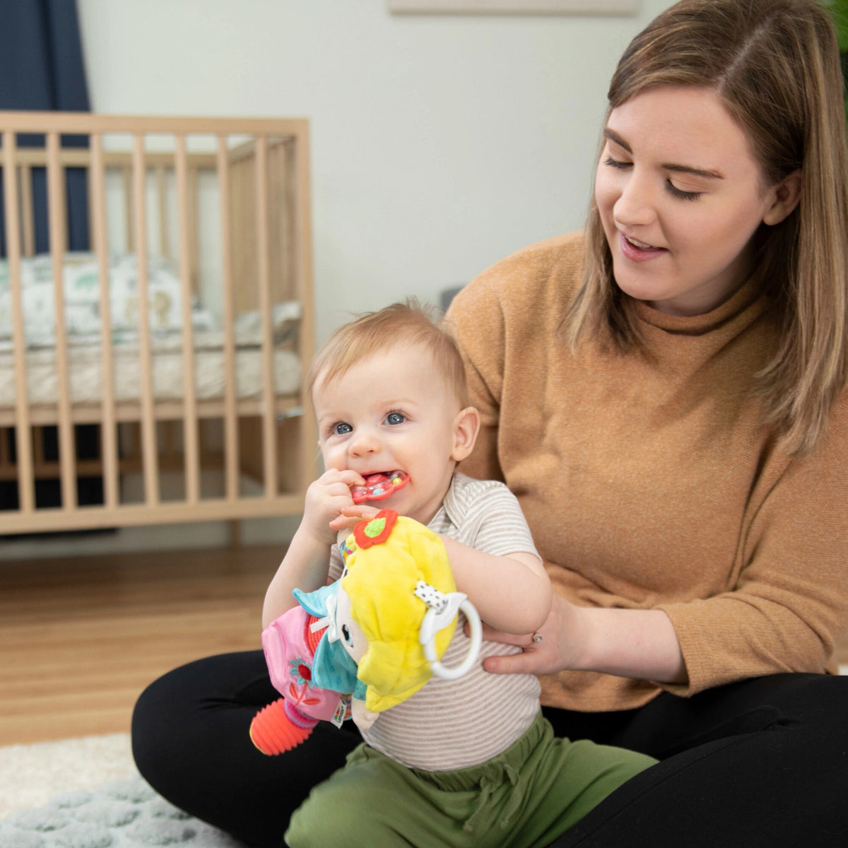 Lamaze My Friend Olivia Clip & Go 0-12M — BambiniJO Jordan