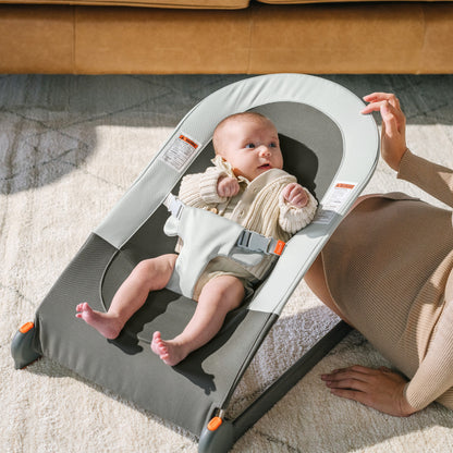 Boon SLANT Portable Baby Bouncer Grey — BambiniJO Jordan