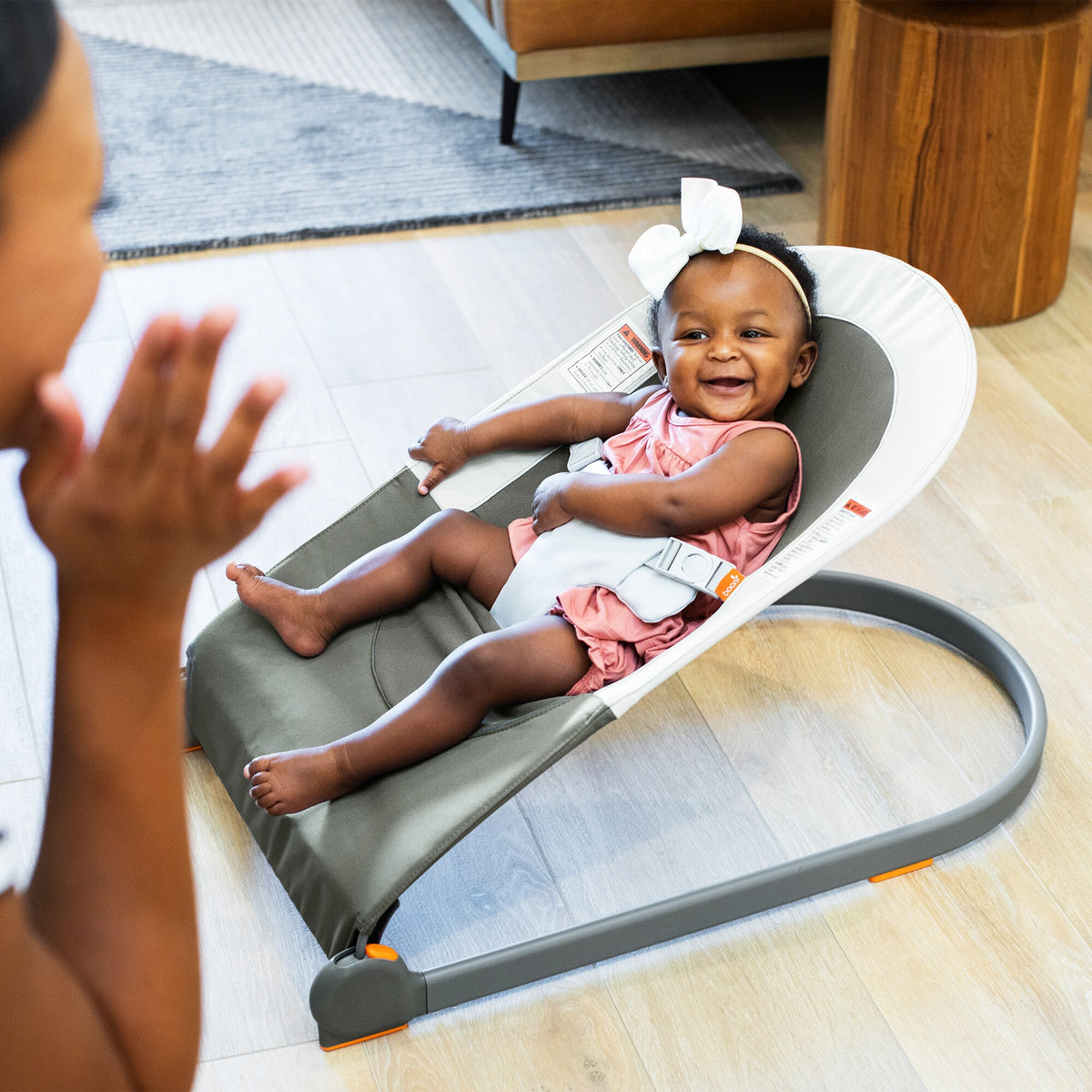 Boon SLANT Portable Baby Bouncer Grey — BambiniJO Jordan