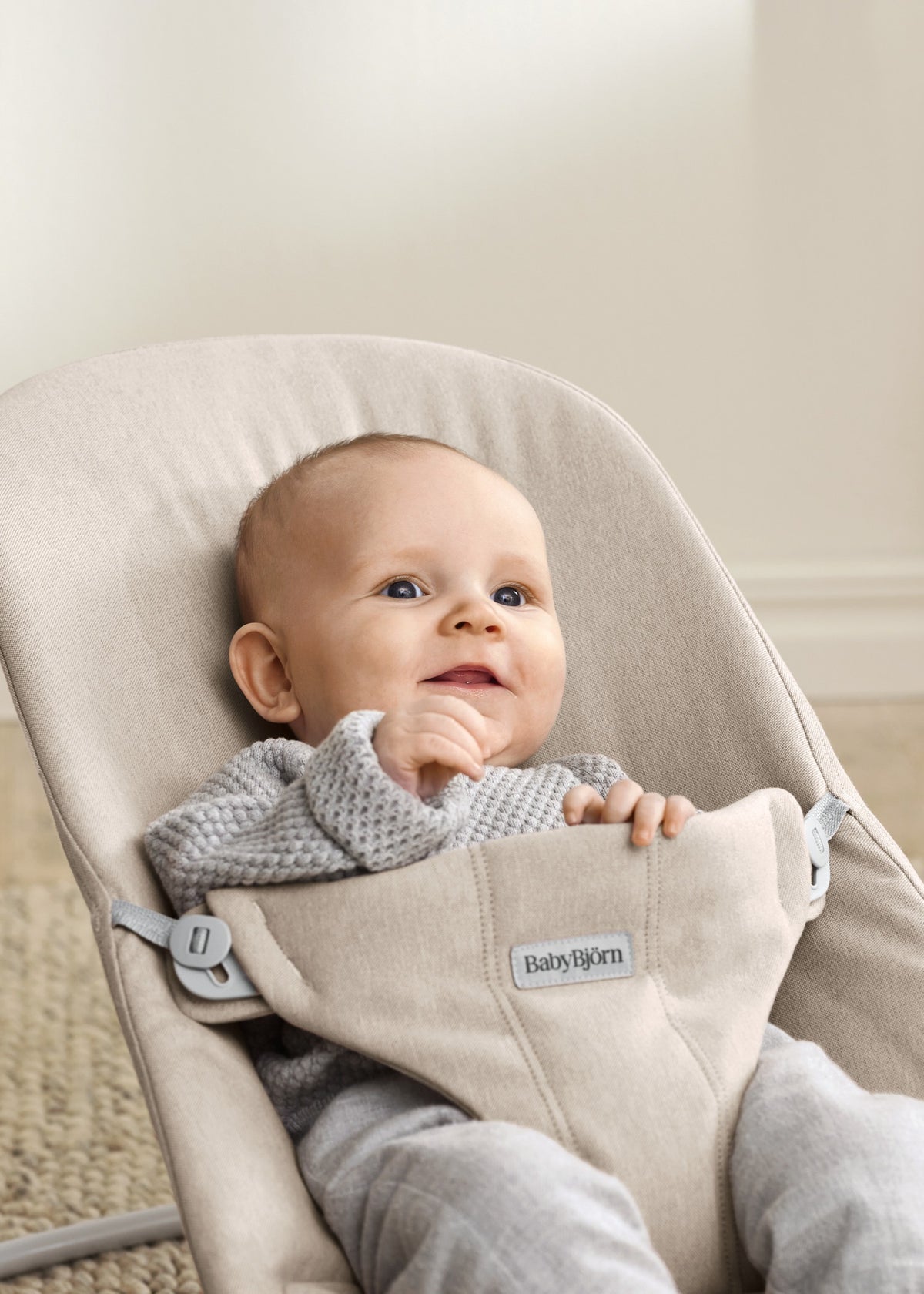 BabyBjörn Bouncer Bliss Woven Light Beige — BambiniJO Jordan