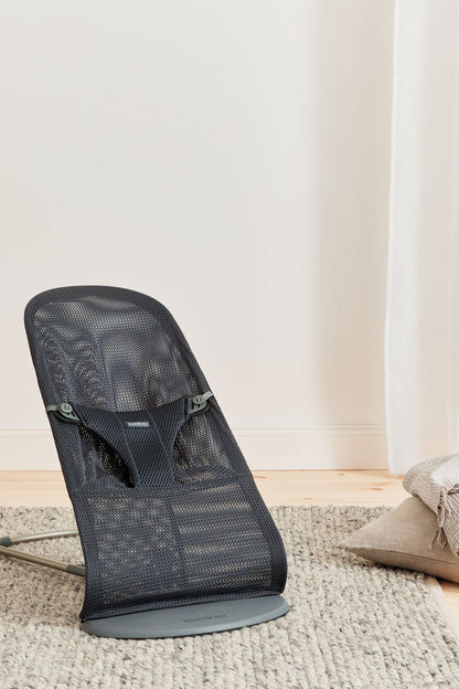 BabyBjörn Bouncer Bliss Mesh Anthracite — BambiniJO Jordan