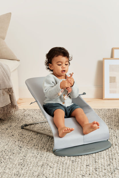 BabyBjörn Bouncer Bliss 3D Jersey Light Grey — BambiniJO Jordan