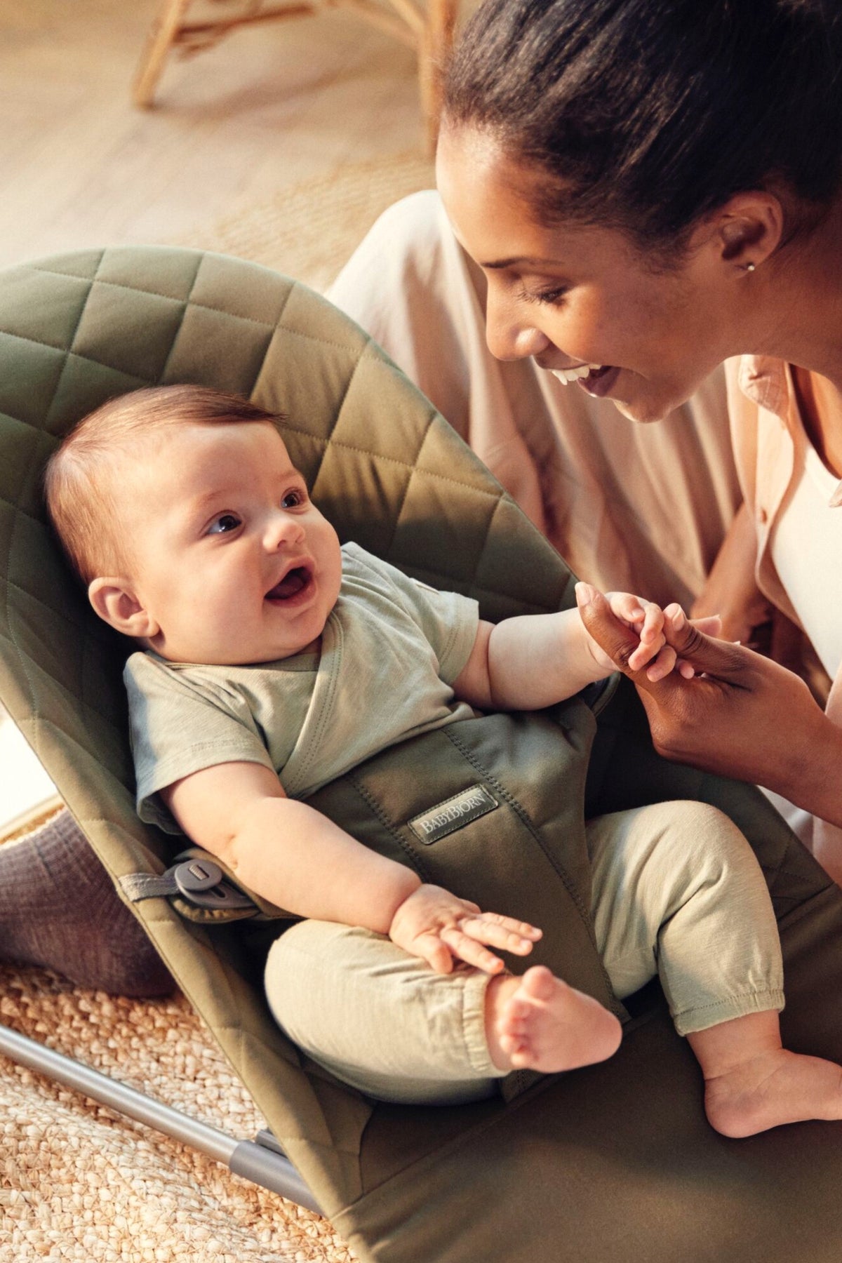 BabyBjörn Bouncer Bliss Woven Quilt Dark Green — BambiniJO Jordan