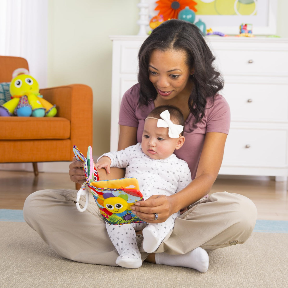 Lamaze Fun with Colours Soft Book 6M+ — BambiniJO Jordan