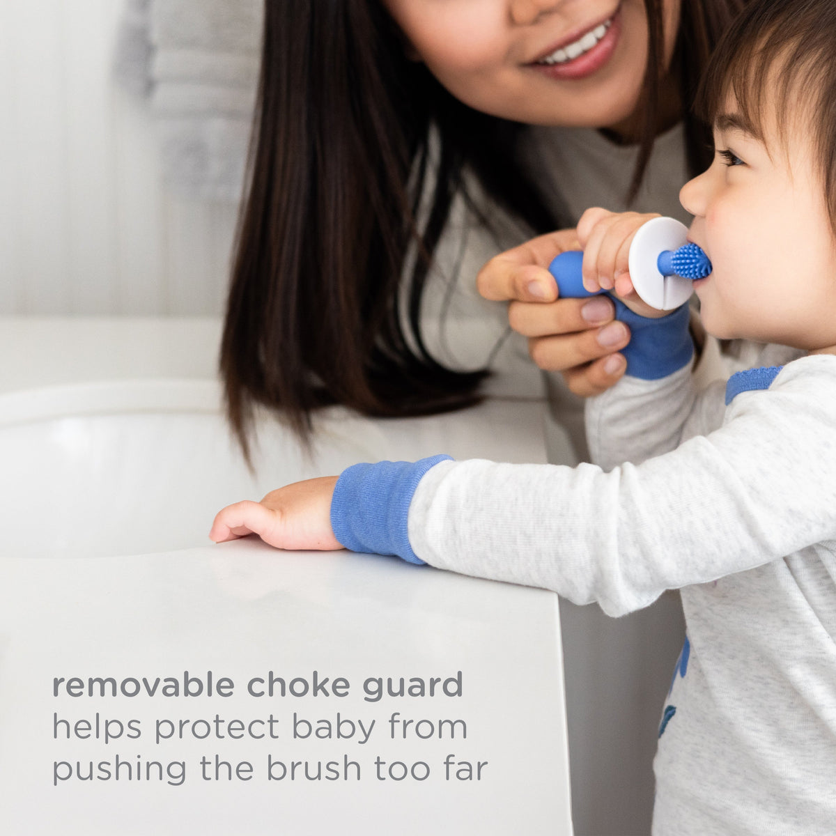 Ubbi Silicone Training Toothbrush Set with Case Blue — BambiniJO Jordan