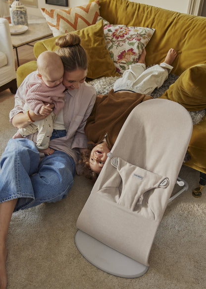 BabyBjörn Bouncer Bliss Woven Light Beige — BambiniJO Jordan