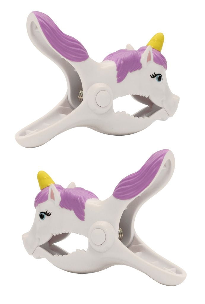 O2COOL Boca Clips Unicorn Purple in use