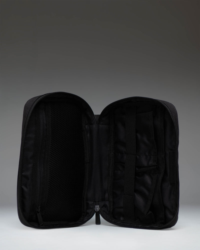 Herschel Burrard Organizer Tech Black - detail view