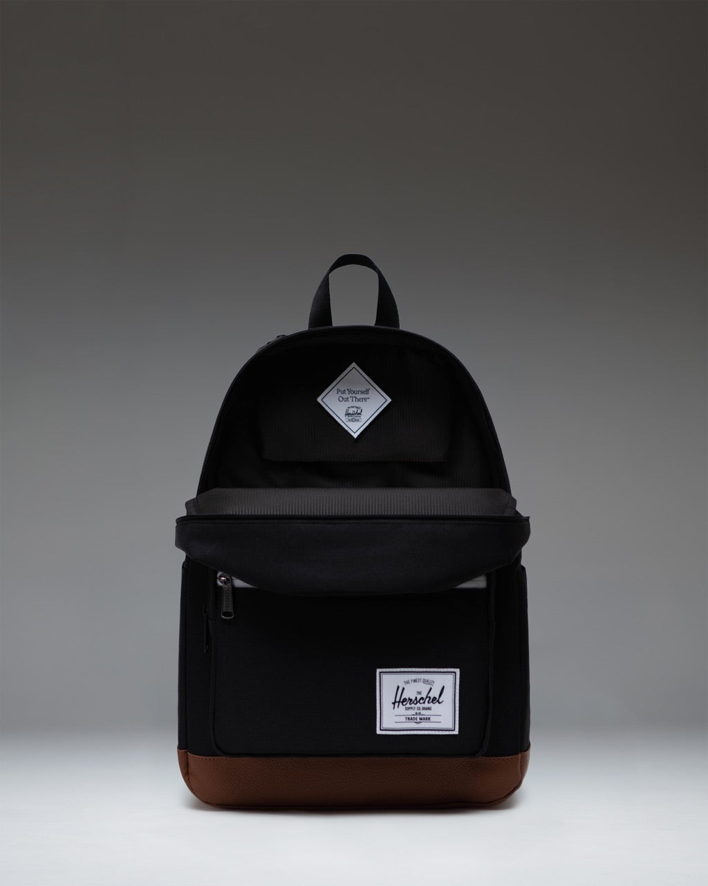Herschel Pop Quiz Backpack Black/Tan 25L - detail view