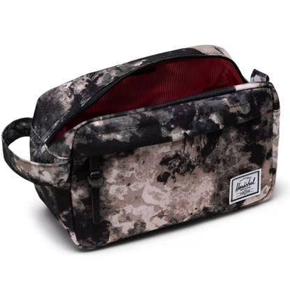 Herschel Chapter Carry-On Travel Kit Nature Camo 3L - side view