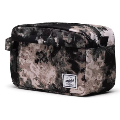 Herschel Chapter Carry-On Travel Kit Nature Camo 3L - front view