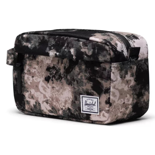 Herschel Chapter Carry-On Travel Kit Nature Camo 3L - front view