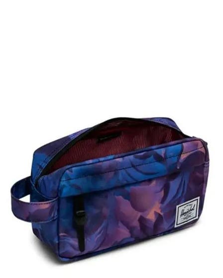 Herschel Chapter Travel Kit Carry-On Soft Petals toiletry bag - detail view