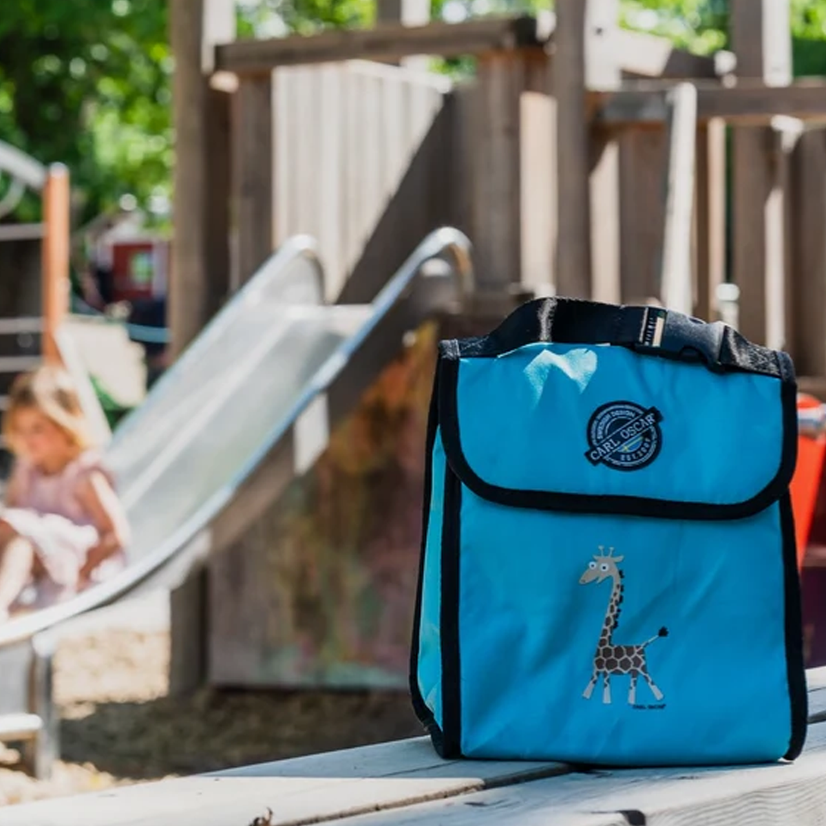 Carl Oscar - Pack n' Snack Cooler Bag 5L | Turquoise Giraffe Carl Oscar - Pack n' Snack Cooler Bag 5L | Turquoise Giraffe