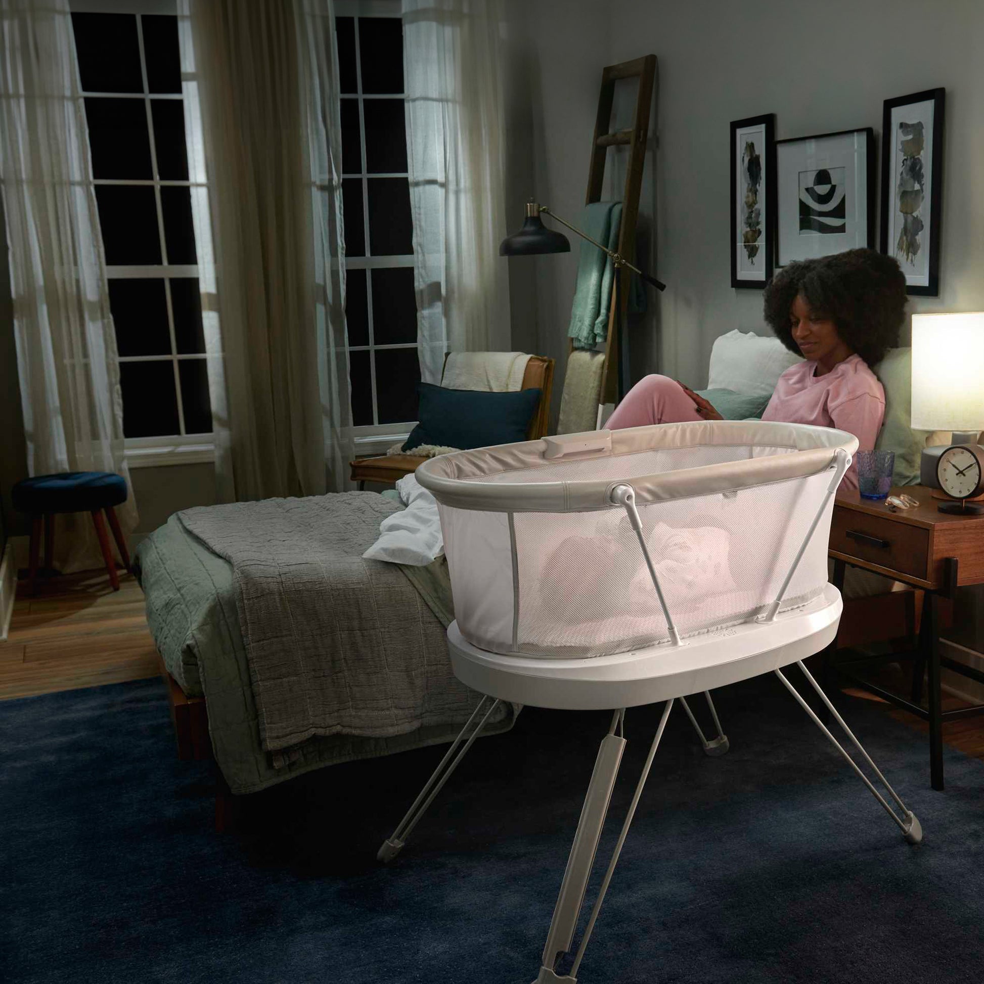 Fisher-Price - Luminate Bassinet Fisher-Price - Luminate Bassinet