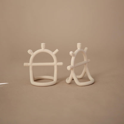 MUSHIE - No-Drop Silicone Teether | Shifting Sand