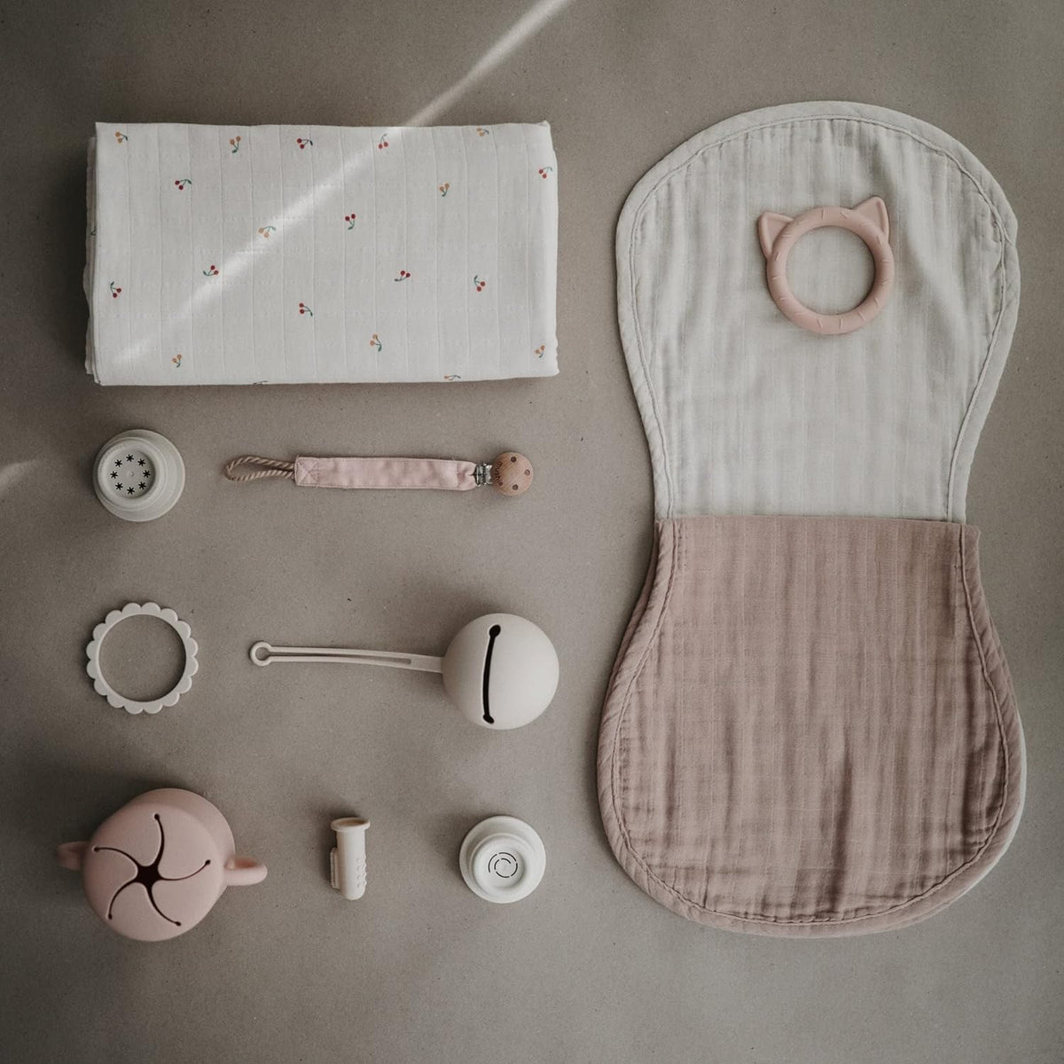 MUSHIE - Muslin Burp Cloth Organic Cotton 2-Pack (Blush/Fog) MUSHIE - Muslin Burp Cloth Organic Cotton 2-Pack (Blush/Fog)