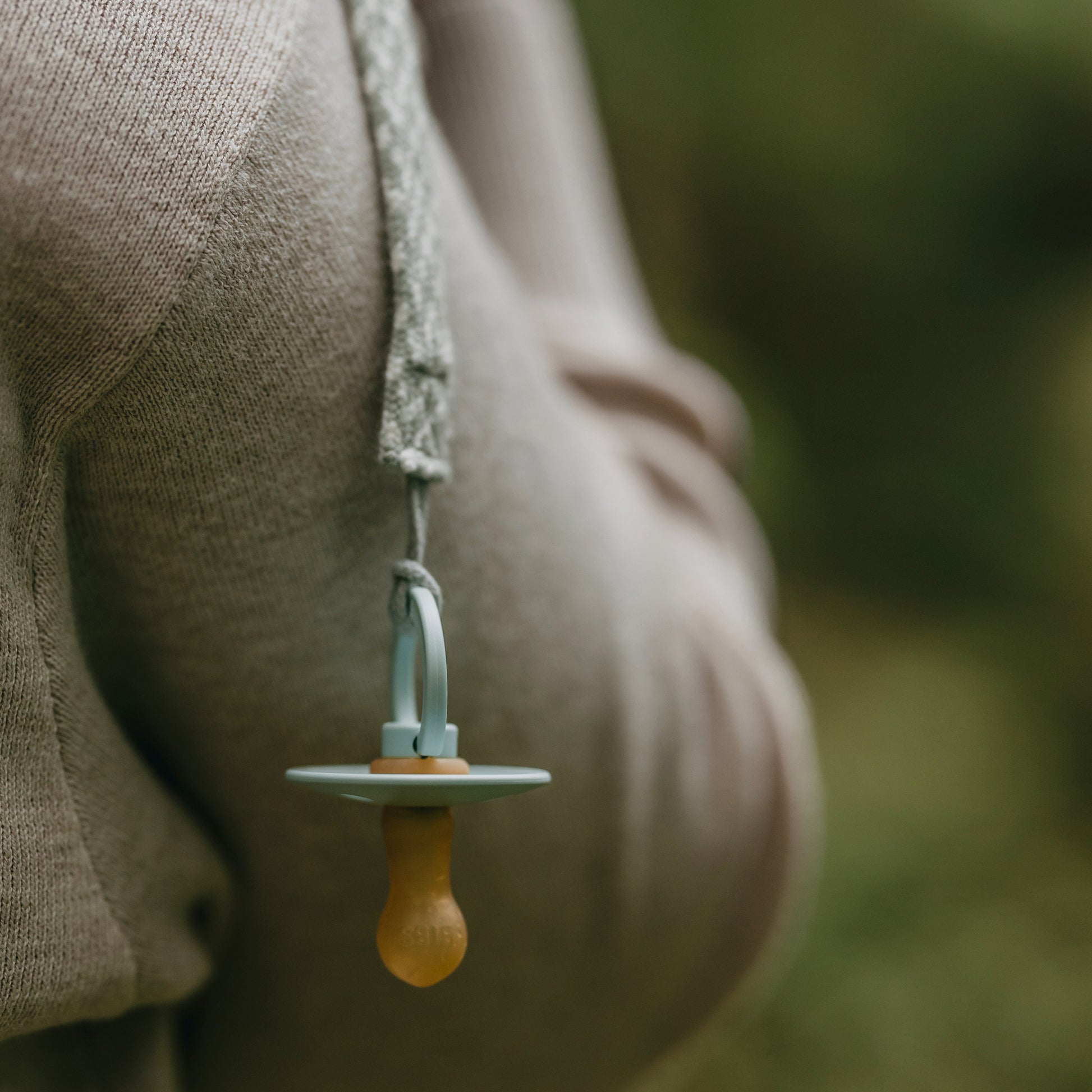 BIBS - Pacifier Clip Organic Cotton | Cloud - Iron BIBS - Pacifier Clip Organic Cotton | Cloud - Iron