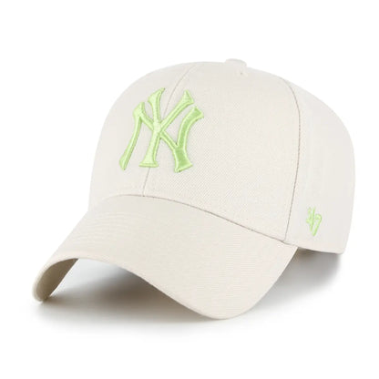 47 Brand New York Yankees MVP Snapback Cap Bone - front