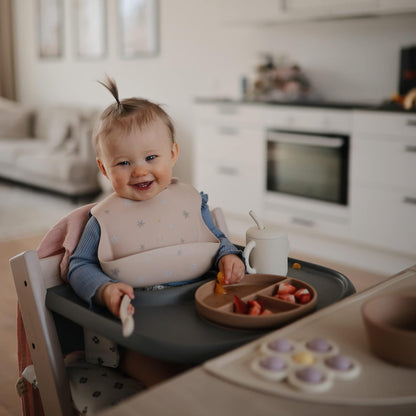 MUSHIE - Silicone Baby Bib | Black Daisy