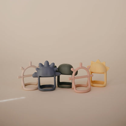 MUSHIE - No-Drop Silicone Teether | Shifting Sand