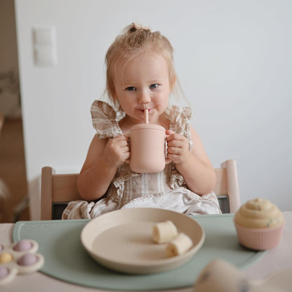 MUSHIE - Silicone Training Cup + Straw | Natural
