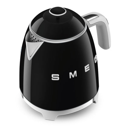 Smeg Mini Electric Kettle 0.8L Black — BambiniJO Jordan