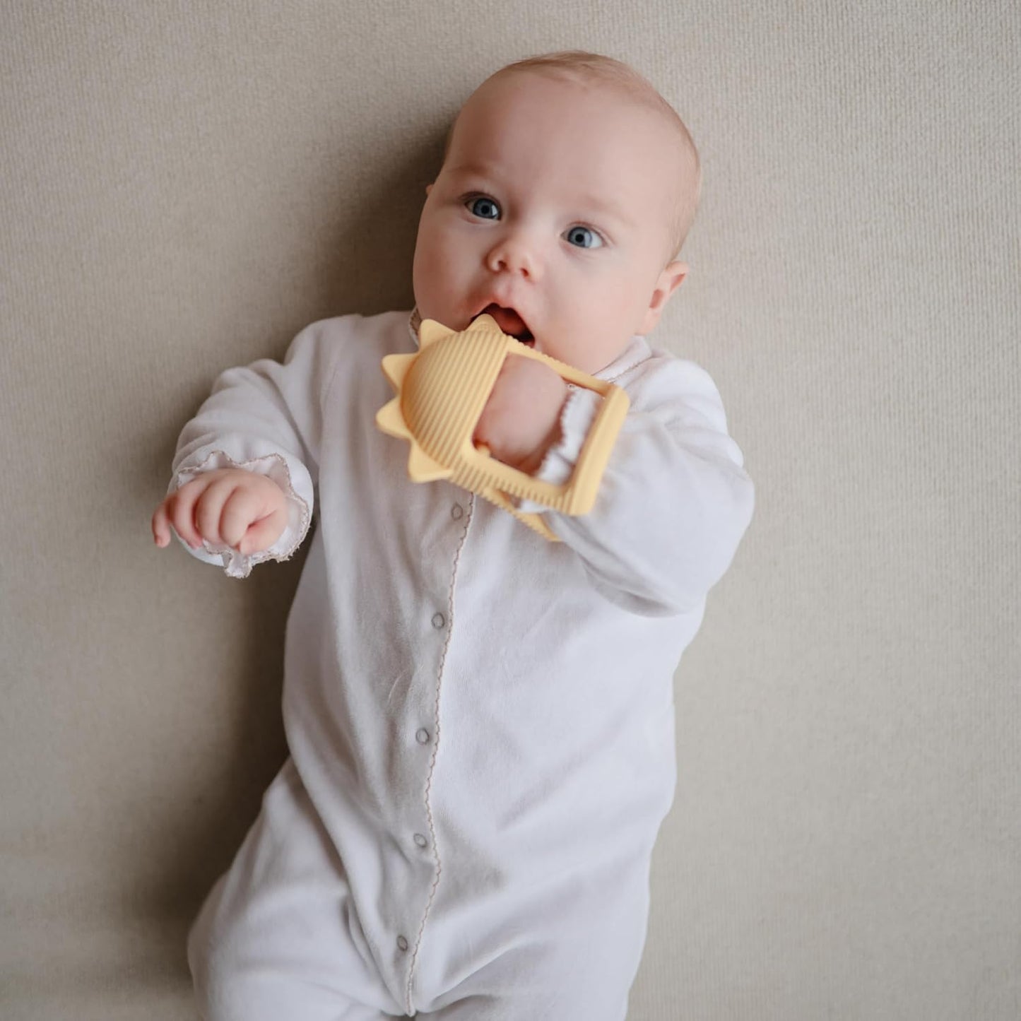 MUSHIE - No-Drop Sun Silicone Teether | Sunshine