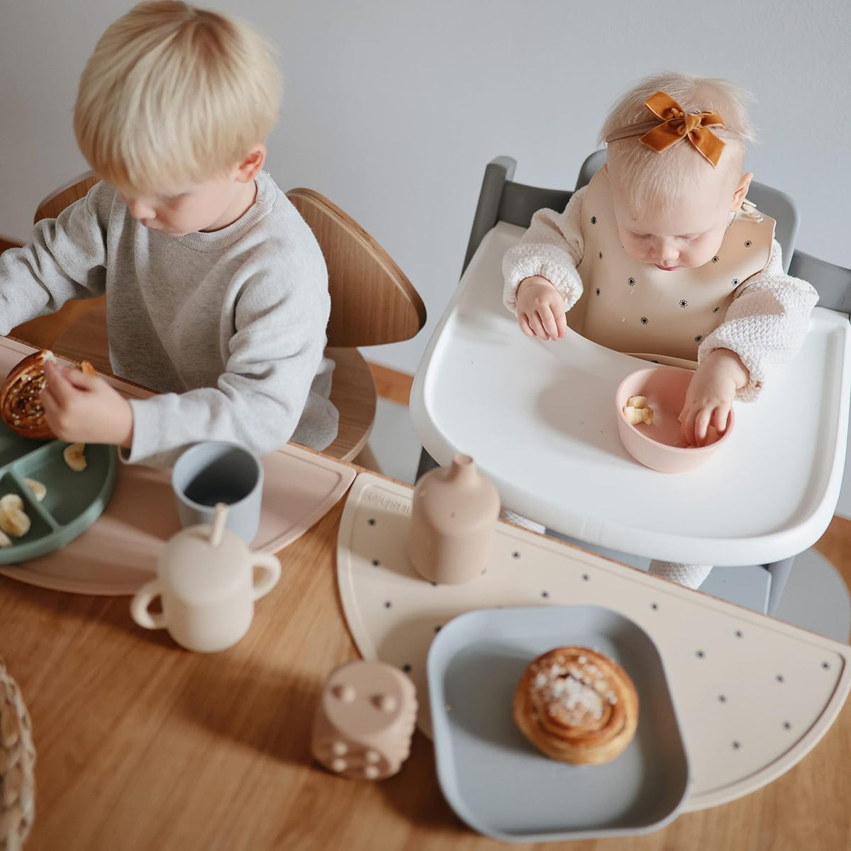 MUSHIE - Silicone Suction Bowl - Cambridge Blue MUSHIE - Silicone Suction Bowl - Cambridge Blue