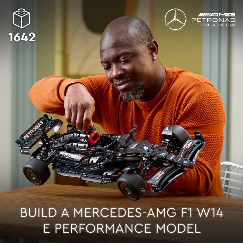 Lego - Mercedes-AMG F1 W14 E Performance 1643 Pcs 18Y+ — BambiniJO Jordan