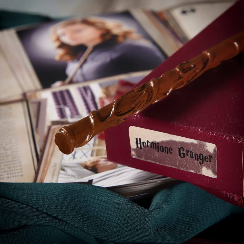 Wizarding World - Hermione Granger's Wand with Ollivander's Box Wizarding World - Hermione Granger's Wand with Ollivander's Box