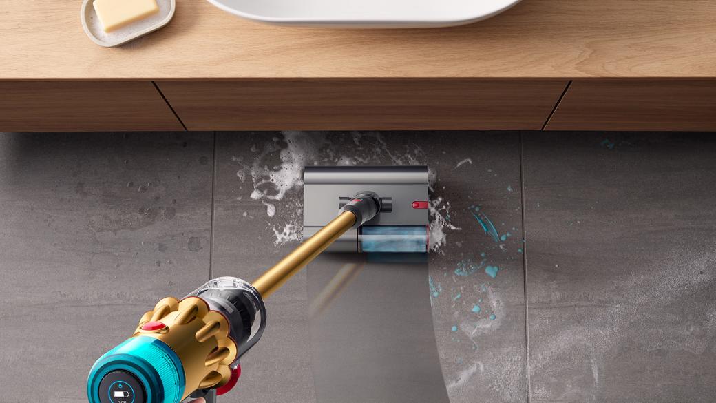 Dyson V12s Detect Slim Submarine in the bathroom — BambiniJO Jordan