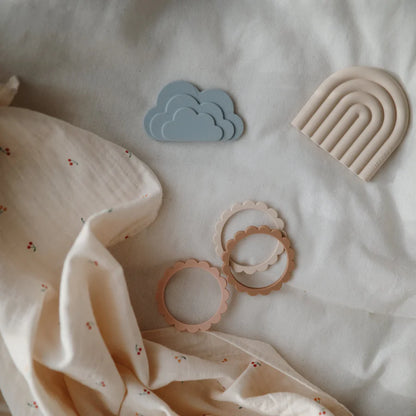 MUSHIE - Silicone Cloud Teether | Shifting Sand