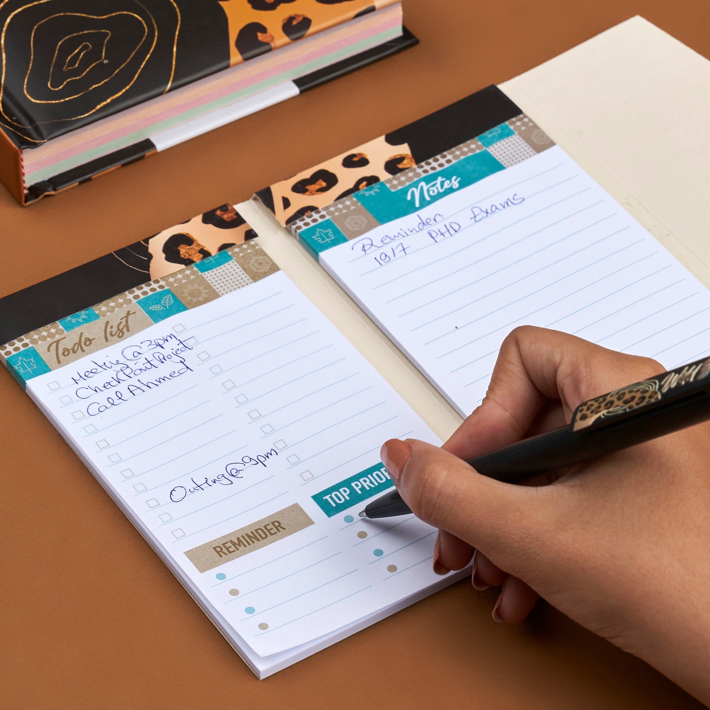 Mofkera | مفكرة | Wild Bold | 2025 Agenda Gift Box